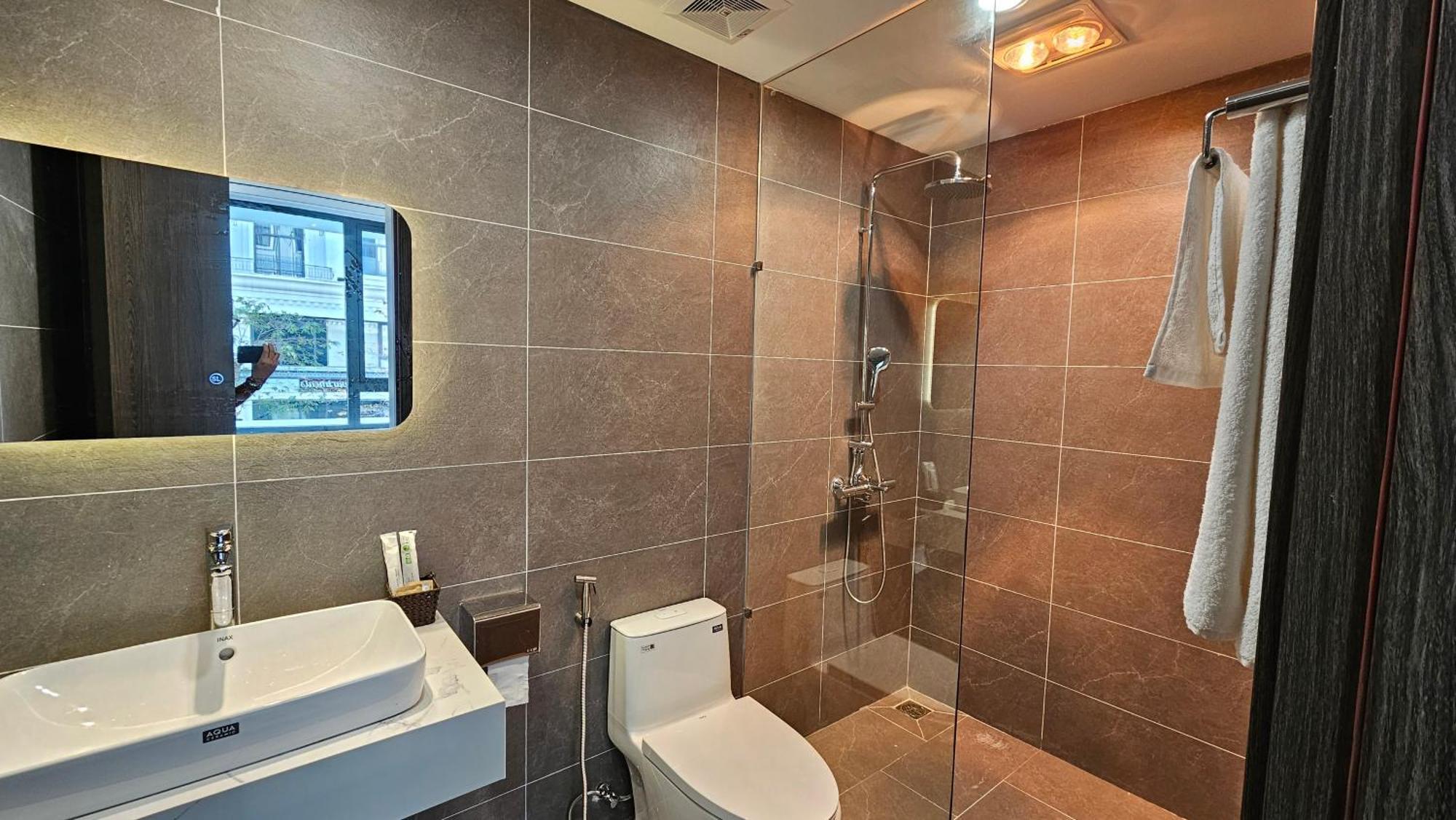 Tom Apartment - Vinhomes Marina Hai Phong Exterior photo